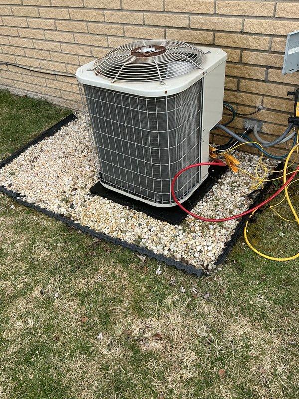 Completed annual cooling maintenance on residential split system air conditioning unit. Performed comprehensive inspection of outdoor condenser unit, verified proper operation of fan motor and compressor, checked refrigerant pressures and temperatures, and inspected electrical connections. Unit found to be operating within normal parameters with no immediate service concerns identified.