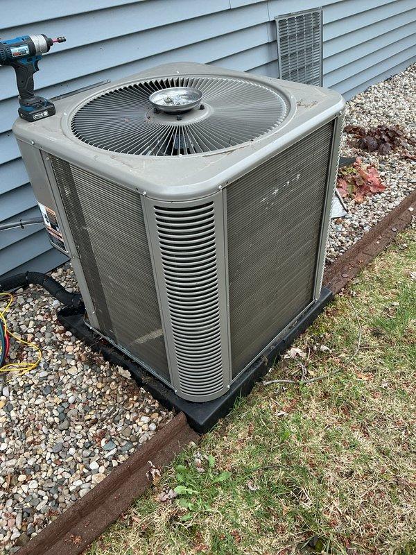 Completed scheduled Air Care Maintenance on Bryant outdoor condensing unit. Performed comprehensive system inspection, cleaned condenser coils, checked refrigerant levels, tested electrical connections and disconnect box, verified fan operation, and ensured proper airflow through louvers. Unit operating within manufacturer specifications with no issues identified.
