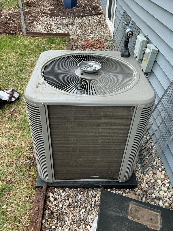 Completed scheduled Air Care Maintenance on Bryant outdoor condensing unit. Performed comprehensive system inspection, cleaned condenser coils, checked refrigerant levels, tested electrical connections and disconnect box, verified fan operation, and ensured proper airflow through louvers. Unit operating within manufacturer specifications with no issues identified.