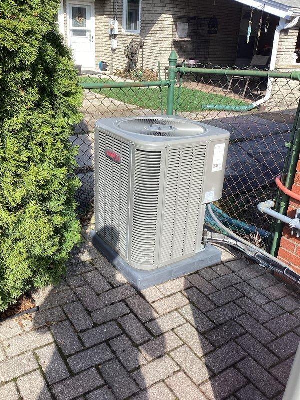 Completed annual preventative maintenance on residential outdoor air conditioning condenser unit. Performed comprehensive system inspection, verified proper operation of all components, and documented equipment condition with photographic records. Unit found to be operating within normal parameters with no immediate service needs identified.