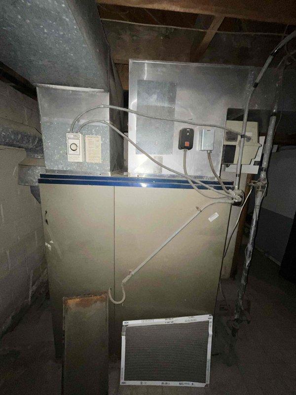 Conducted full system estimate for HVAC replacement on 16-year-old furnace installation. Assessed existing equipment condition, ductwork integrity showing age-related deterioration, and basement mechanical space configuration to provide comprehensive replacement options for immediate system upgrade.