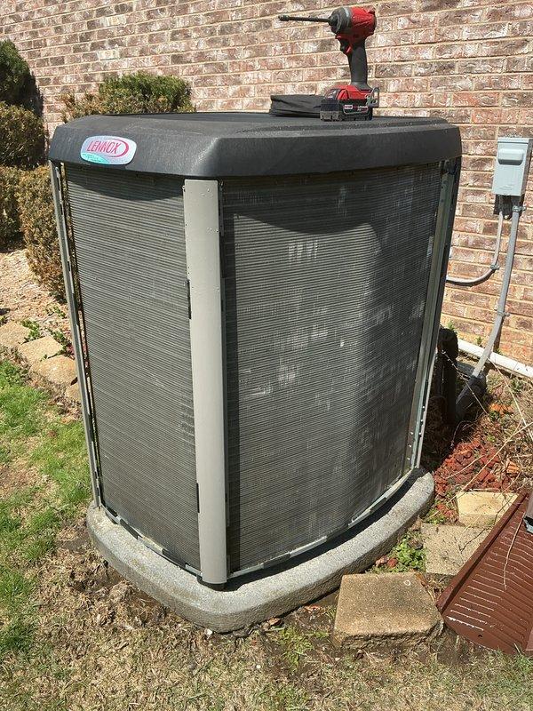 Performed routine air conditioning maintenance on residential Lennox condenser unit. Completed standard ACM protocol including system inspection, cleaning of condenser coils, verification of electrical connections at disconnect box, and operational testing of all components. Unit found in good working condition with no deficiencies noted.