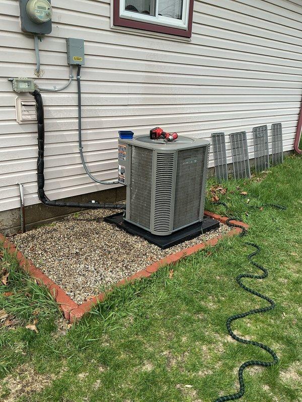 Completed routine HVAC maintenance service on residential air conditioning system. Performed comprehensive inspection of outdoor condenser unit, checked electrical connections at disconnect box and meter, verified proper unit operation, and documented equipment condition with photos. System operating within normal parameters upon completion of preventative maintenance visit.