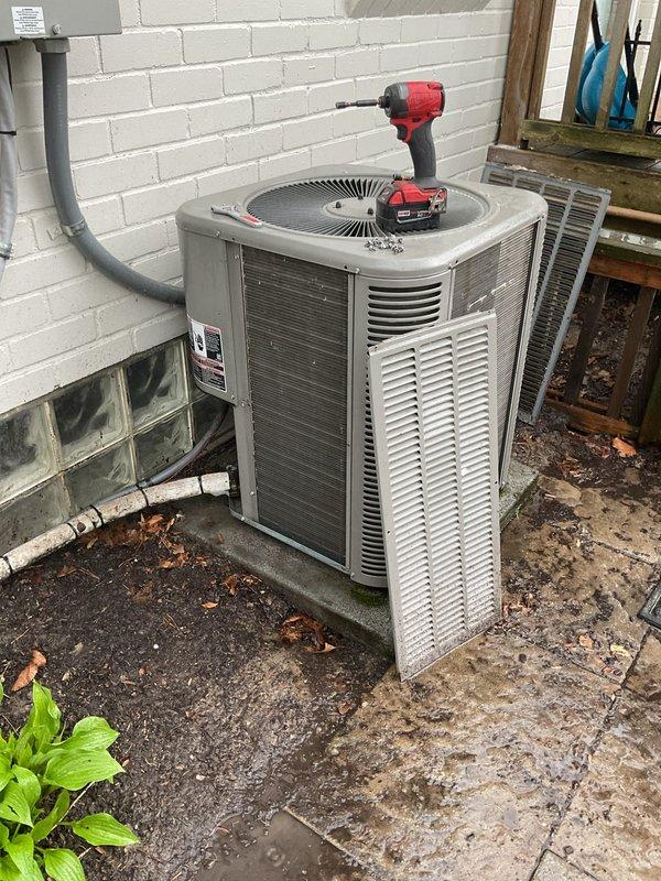 Completed annual cooling maintenance on residential split system air conditioning unit. Performed comprehensive inspection of outdoor condenser unit, verified proper operation of compressor and condenser fan motor, checked electrical connections at disconnect box, and tested system pressures and temperatures. Unit found operating within manufacturer specifications with no issues identified. No filter replacement required per service agreement terms.