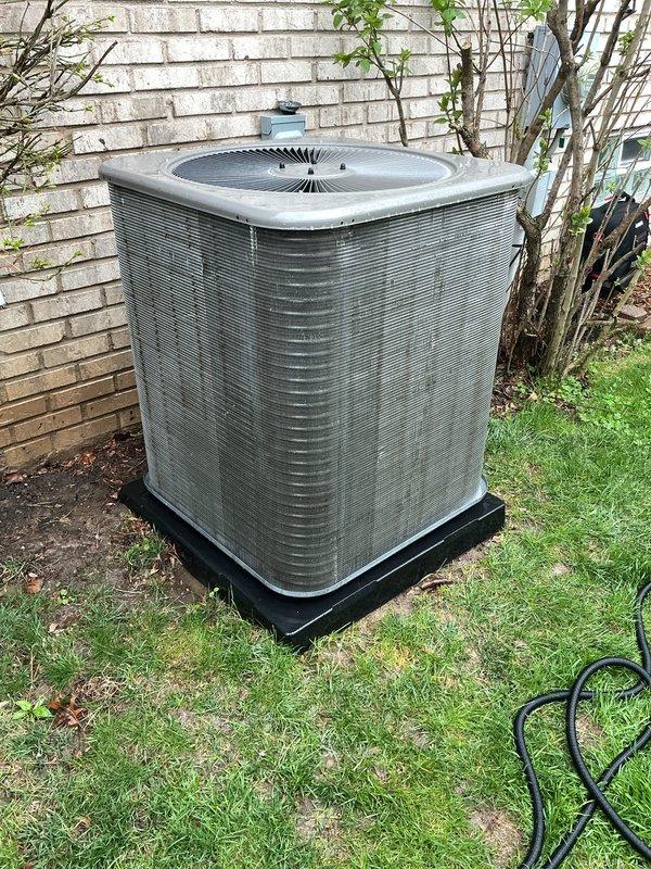 Performed comprehensive air conditioning maintenance on residential outdoor condenser unit. Completed full system inspection including cleaning of condenser coils, verification of proper refrigerant levels, testing of electrical connections, and confirmation of adequate airflow clearances. Unit operating within normal parameters upon completion of preventive maintenance service.