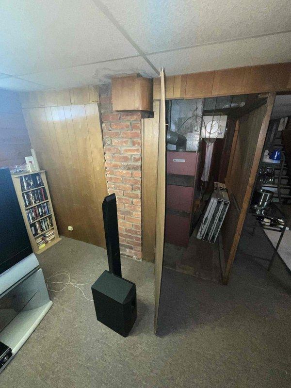Provided comprehensive estimate for replacement of 20+ year old furnace and air conditioning system located in basement. Current natural gas furnace and AC unit are operational but have exceeded their expected service life. Evaluated existing HVAC equipment, ductwork configuration, and installation requirements for new high-efficiency heating and cooling system to improve home comfort and energy efficiency.