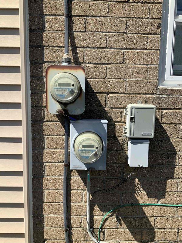 Completed full system estimate for residential HVAC replacement. Air conditioning unit has been non-operational for multiple years and furnace, while still functional, has reached end of service life at 15-16 years old. Assessed existing equipment condition, electrical service infrastructure, and installation requirements for complete system replacement to be scheduled within the coming weeks.