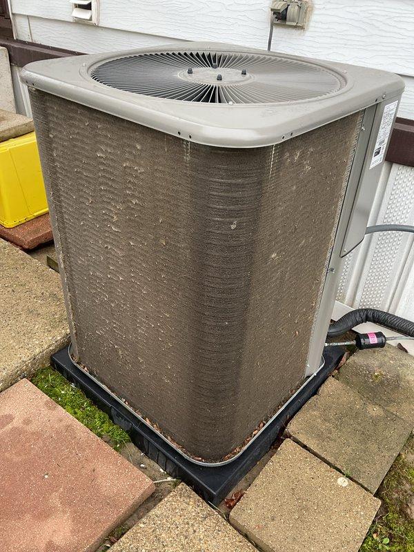 Completed scheduled preventive maintenance on residential air conditioning system. Performed comprehensive inspection of outdoor condensing unit, including cleaning of coils, checking refrigerant levels, testing electrical connections, and verifying proper fan operation. Unit returned to optimal operating condition with no deficiencies noted.