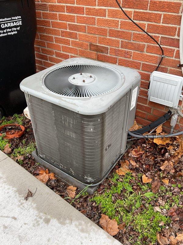 Completed annual cooling maintenance on residential outdoor condensing unit. Performed comprehensive system inspection, cleaned condenser coils, checked refrigerant levels and electrical connections, verified proper fan operation, and replaced air filters as needed per maintenance agreement.