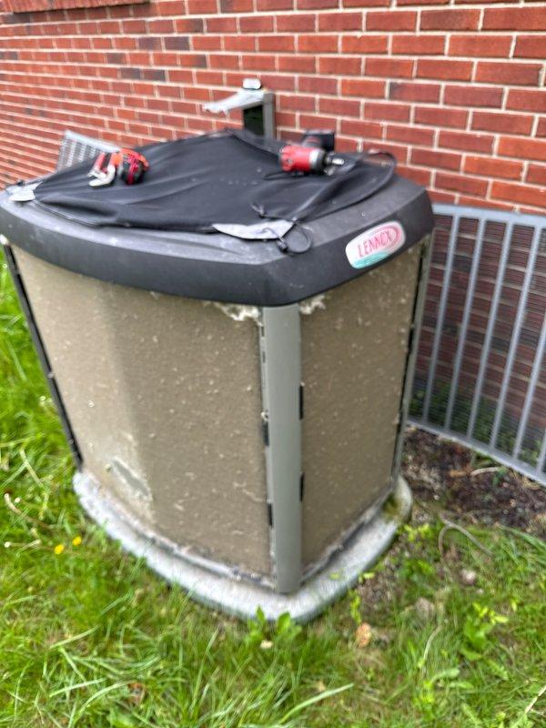 Completed annual cooling maintenance on residential Lennox condensing unit. Performed comprehensive inspection of outdoor unit including cleaning condenser coils, checking refrigerant levels, testing electrical connections, and verifying proper system operation. Unit found in satisfactory working condition with all components functioning within normal parameters.