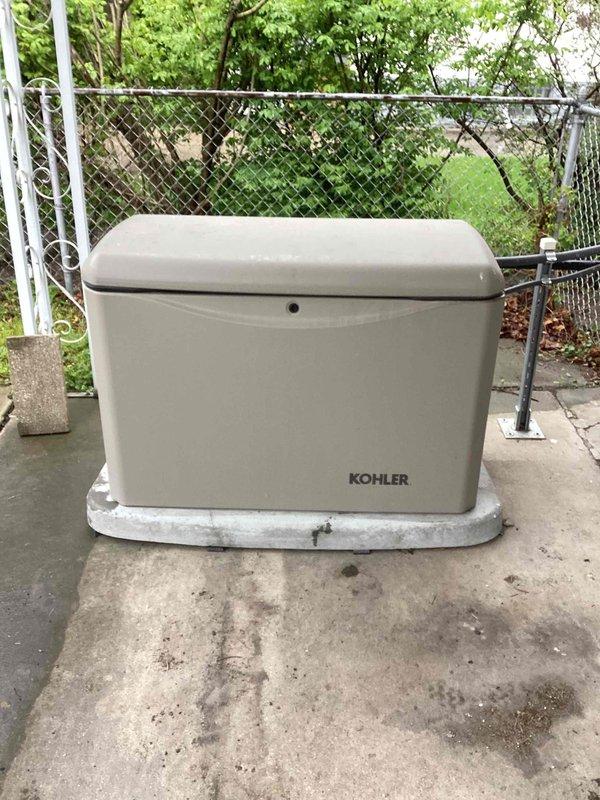 Performed electrical maintenance on a 20kW Kohler residential standby generator. Identified required generator maintenance kit and documented unit condition through comprehensive photographic inspection of engine compartment and exterior installation.