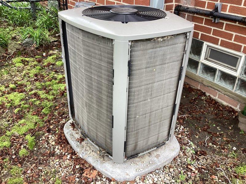 Completed annual heating and cooling maintenance on Lennox residential system. Performed comprehensive inspection of outdoor condenser unit, accessed internal components, inspected heat exchanger coils and fan assembly, and documented equipment condition with photos per maintenance protocol.