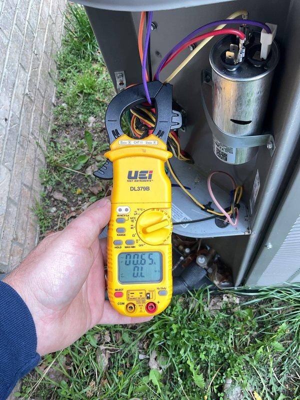 Completed annual heating maintenance and tune-up on furnace system per membership agreement. Performed comprehensive system diagnostics using digital multimeter to verify electrical components, tested capacitor functionality, and inspected blower motor assembly. All components operating within normal parameters; replaced air filter and humidifier pad as part of routine maintenance.