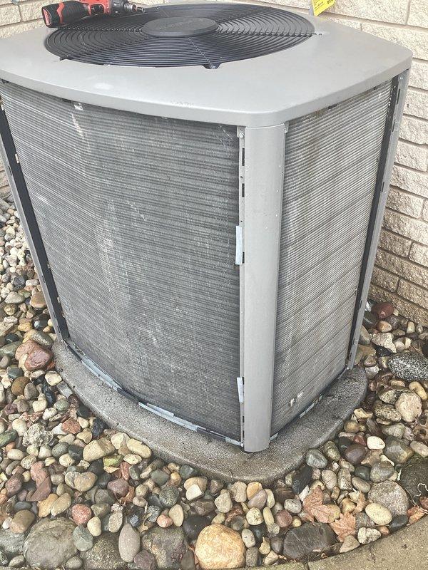 Completed annual cooling maintenance on residential air conditioning system per customer request with prior call notification. Performed comprehensive inspection of outdoor condenser unit, verified proper operation of fan motor and compressor, checked refrigerant levels and electrical connections, and documented equipment condition with photographs. Unit found in good operating condition with no immediate service needs identified.