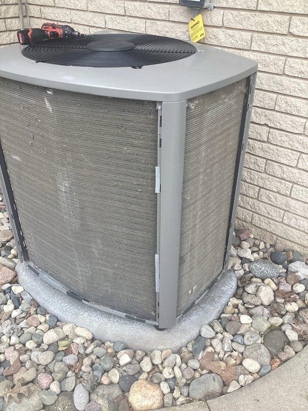 Completed annual cooling maintenance on residential air conditioning system per customer request with prior call notification. Performed comprehensive inspection of outdoor condenser unit, verified proper operation of fan motor and compressor, checked refrigerant levels and electrical connections, and documented equipment condition with photographs. Unit found in good operating condition with no immediate service needs identified.