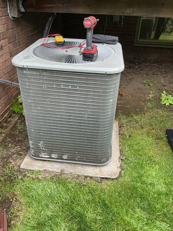 Completed annual preventative maintenance on residential split system air conditioning unit. Performed comprehensive inspection of outdoor condenser unit including cleaning of coils, verification of electrical connections, and operational testing of all components. System operating within normal parameters with no issues identified.