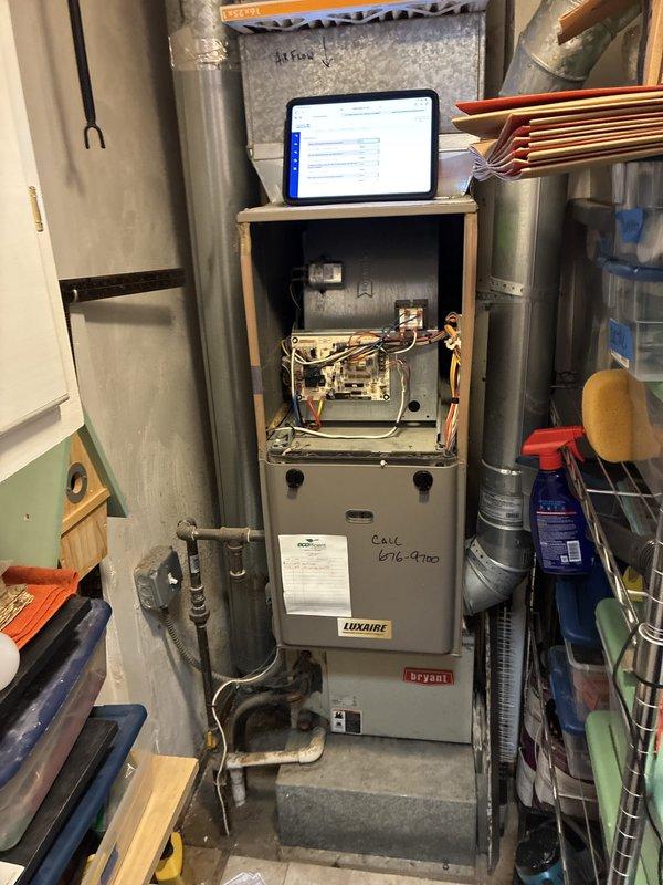 Provided comprehensive estimate for complete HVAC system replacement in utility room, including 20+ year-old non-functional Luxaire furnace and air conditioning unit. Documented existing equipment conditions, assessed installation requirements for utility room location, and photographed current system configuration including ductwork, plumbing connections, and spatial constraints to develop accurate replacement specifications.