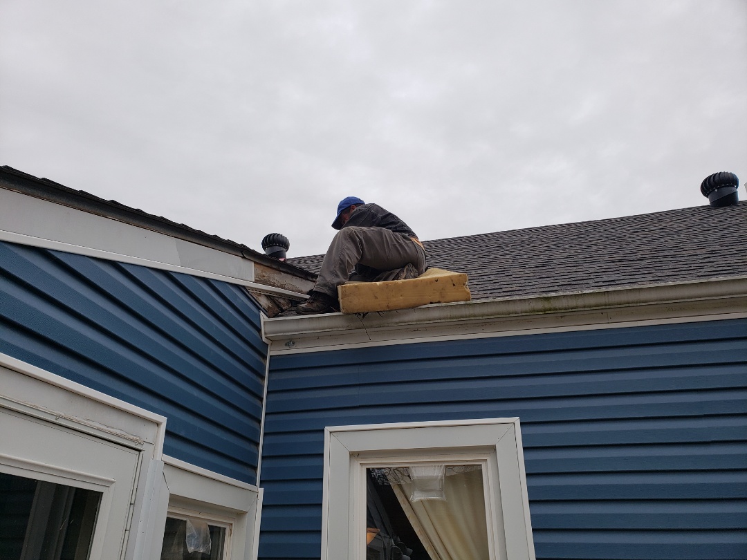 Mount Sterling, KY - Customer called and said they had a roof leak. The company that put the roof on had come out and couldn't find the source of the leak. Customer called CRC and CRC sent their repair guy out the next day. He was able to diagnose the issue within a few minutes of being on the roof. He also had all materials on truck to fix the leaking issue. Mount Sterling, KY - Customer called and said they had a roof leak. The company that put the roof on had come out and couldn't find the source of the leak. Customer called CRC and CRC sent their repair guy out the next day. He was able to diagnose the issue within a few minutes of being on the roof. He also had all materials on truck to fix the leaking issue.