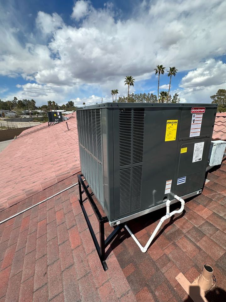 Las Vegas, NV - New installation Goodman heat pump rooftop unit