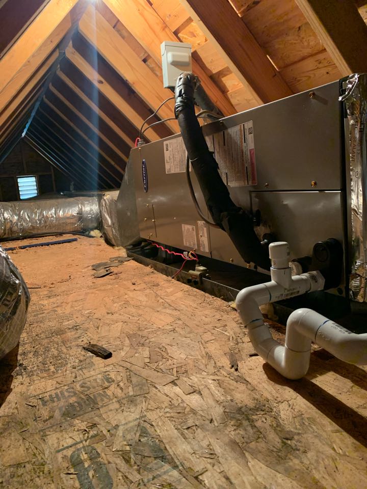 Ooltewah, TN - Carrier heat pump install
