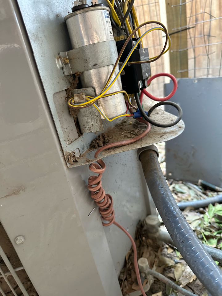 Just repaired a thermostat wire in the city of McKinney for a great customer 