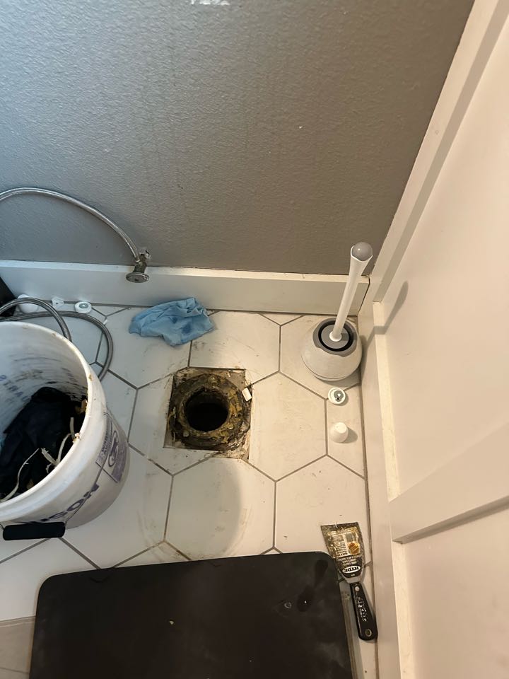 Hydrostatic test on sewer line. Plumbing 