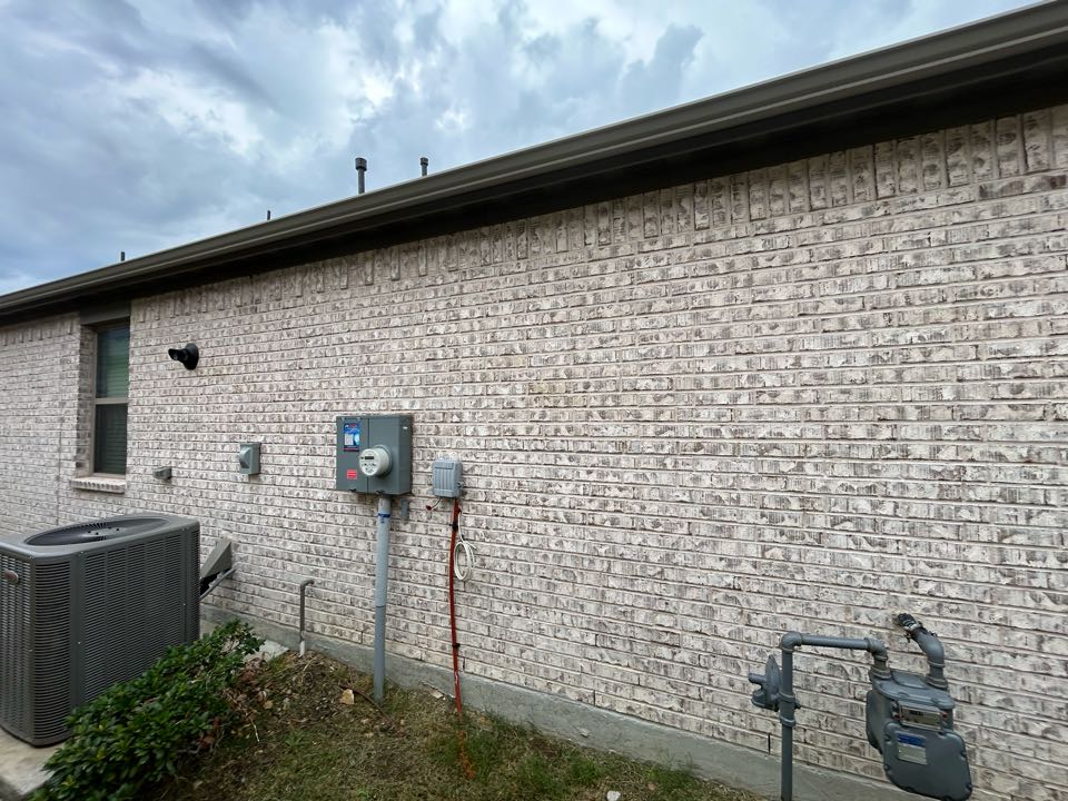 Estimate in Northlake Texas for a mini split install to heat and cool the garage.