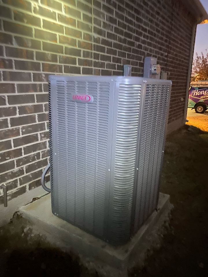 Came out to Aubrey Texas to repair a heat pump and to get the customer back to heating