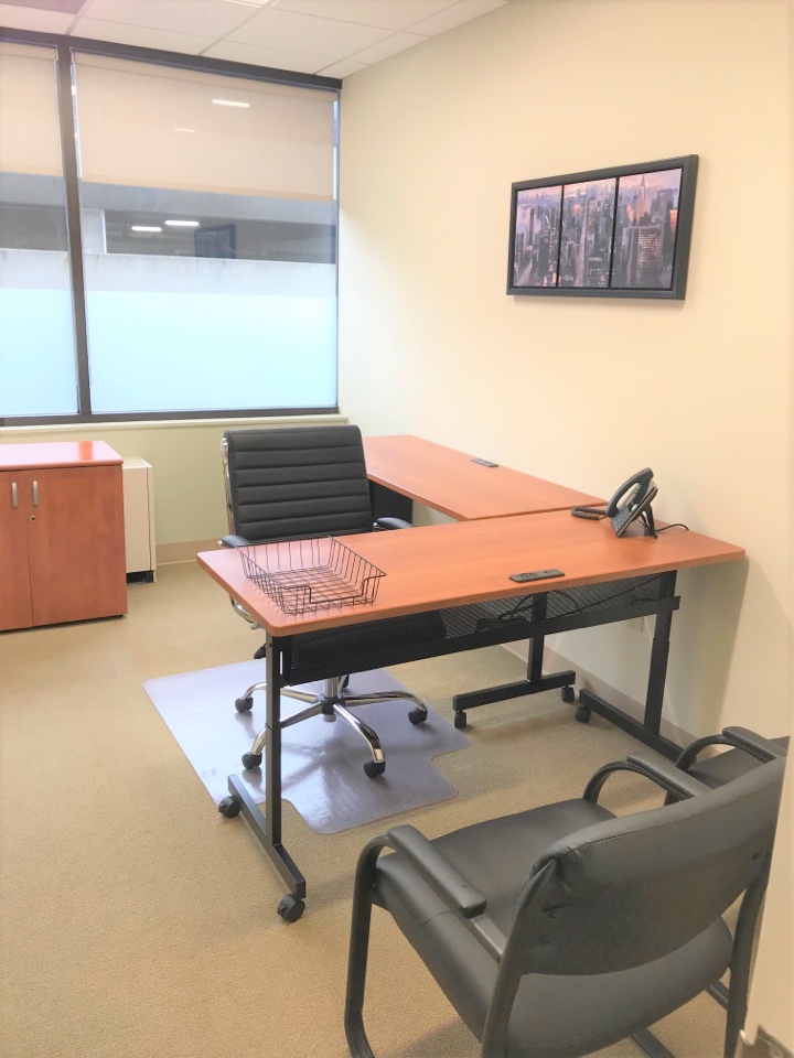Stamford, CT - A great office at six Landmark Square on the fourth floor! Stamford, CT - A great office at six Landmark Square on the fourth floor!