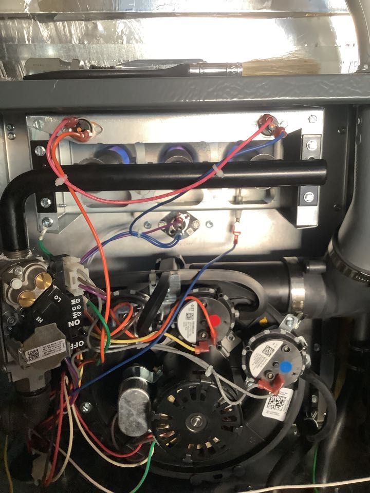 Maintenance Agreement, Service Contract, Amana Gas Furnace, Lennox Heat Pump, Heating Maintenance, Fall Tuneup,  Maintenance Agreement, Service Contract, Amana Gas Furnace, Lennox Heat Pump, Heating Maintenance, Fall Tuneup,