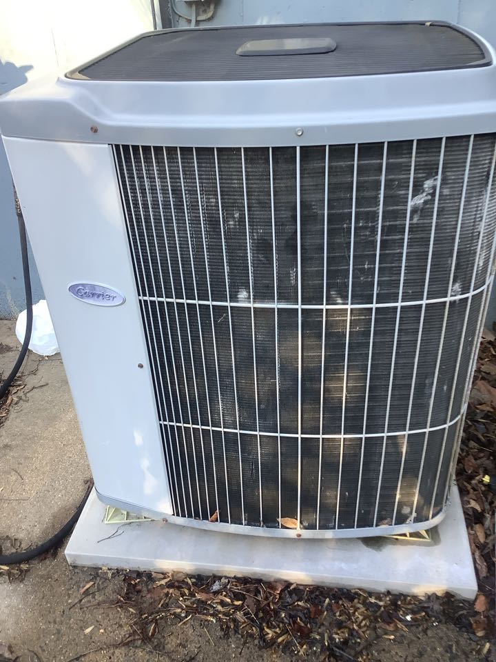 Great Falls, VA - Before, Carrier Heat Pump Not Heating Properly, Electric Heat Not Working, Dirty Coil, Heat Pump Replacement Estimate, Repair Estimate 