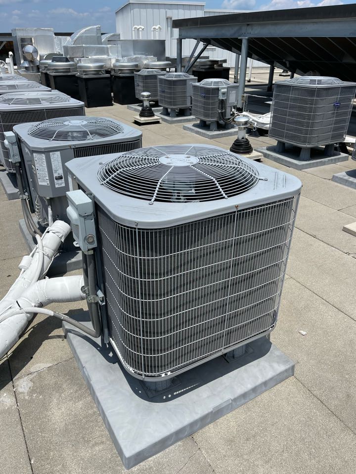 McLean, VA - A/C Maintenance, Perform Maintenance On My Air Conditioner, Air Conditioner Tune-Up, Clean My Air conditioner, Air Conditooning Maintenance, Service Agreement, Maintenance Agreement, Maintenance Contract, Service Contract
