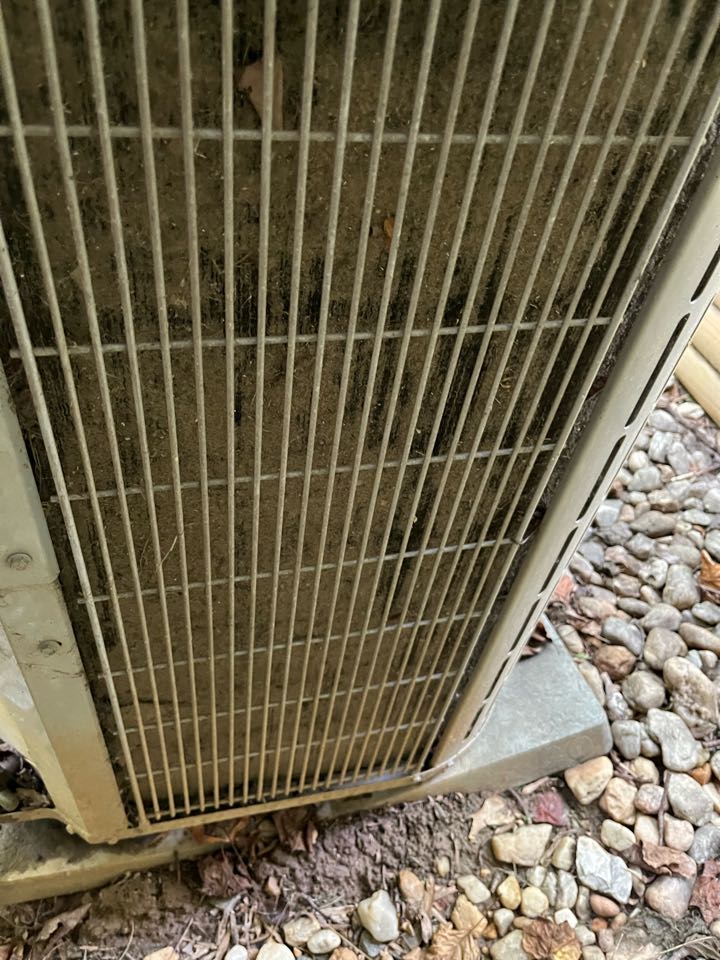 Great Falls, VA - Carrier ac maintenance. Cleaning Carrier coil. Removing debris from ac unit. 