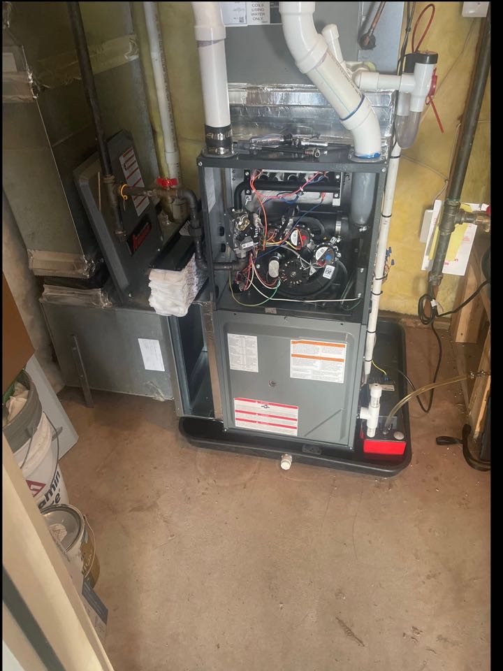 Perform maintenance service on Lennox heat pump system. Perform maintenance service on Lennox gas furnace Perform maintenance service on Lennox heat pump system. Perform maintenance service on Lennox gas furnace