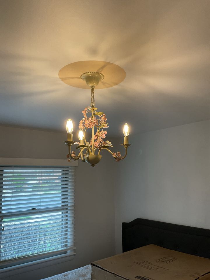McLean, VA - Electrician, master, electrician, replace light fixture, replace chandelier, light, switch, sparking, replace switch, replace three-way.