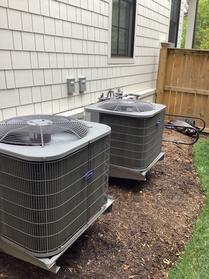 Arlington, VA - Carrier A/C, Carrier Heat Pump, Club Membership, Maintenance Agreement, Cooling Check, Air Knight, UV Light, A/C Maintenance 