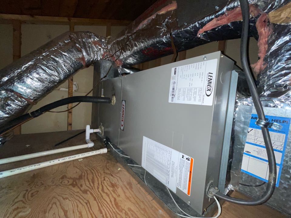 Great Falls, VA - Heat Pump Not Cooling, A/C Not Cooling, Repair My A/C, Repair My Heat Pump, Fix My A/C, Fix My Heat Pump, HVAC Repair, Fix My HVAC, Repair My HVAC, Lennox, Lennox Heat Pump
