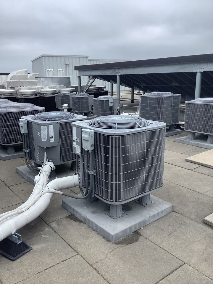 McLean, VA - Carrier A/C Maintenance, Club Membership, Maintenance Agreement, Summer A/C Check, Cooling Tuneup