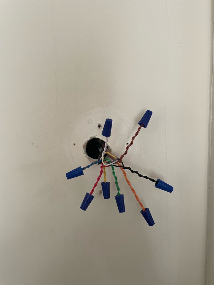 McLean, VA - Relocate thermostat, move thermostat, new thermostat, New Install, New Installation, New System, New Air Conditioner, New Ac, New Air Conditioning, Communicating System, Side Discharge Outdoor unit, Puron, Quiet Outdoor. HVAC tax credit, tax rebate.