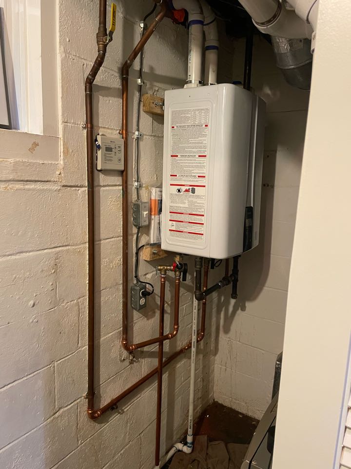 New water heater, wall hung water heater, New Tankless Water Heater, Maintenance room Remodel, Free estimate 