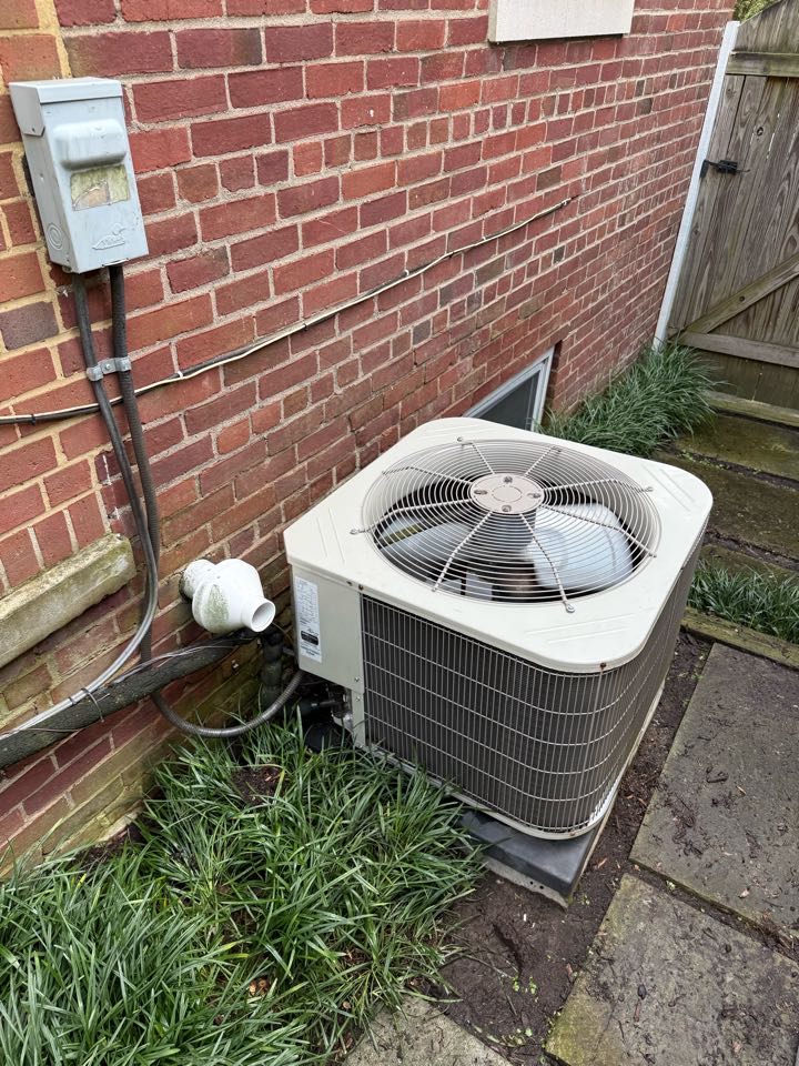 A/C maintenance, Air Conditioner Maintenance. Air Conditioning Maintenance, Payne A/C, Payne, Payne Air Conditioner, HVAC. HVAC Maintenance, HVAC Tune-Up, A/C Tune-Up, Air Conditioner Tune-Up, Maintenance Agreement, Maintenance Contract, Service Agreement. Service Contract, 