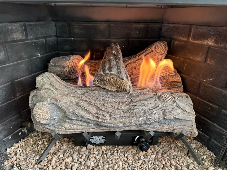 Alexandria, VA - Gas Fireplace Maintenance, Repair My Gas Log System, Repair My Gas Fireplace, Gas Fireplace Not Working, Ventless Gas Log Maintenance, 