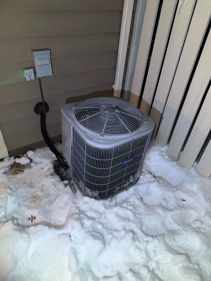 Reston, VA - No Heat, Heat Pump Not Turning On, Heat Not Keeping Up, Heat Not Worming, Carrier, Carrier Heat Pump, Fix My Heat Pump, Repair My Heat Pump, HVAC, Repair My HVAC, Fix My HVAC, Maintenance Agreement, Maintenance Contract, Service Agreement, Service Contract, Heat Pump Frozen, 