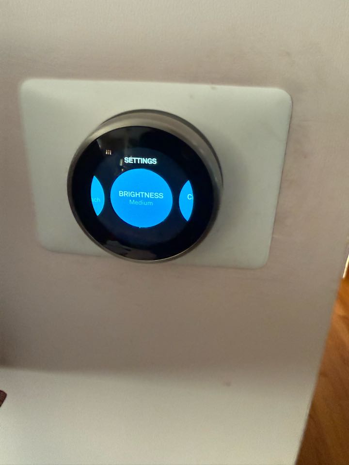 Arlington, VA - Gas Furnace Maintenance, Ductless Mini-Split Maintenance, Repair Neat Thermostat, Fix Neat Thermostat, Replace Nest Thermostat, Gas Furnace Tune-Up, Mini-Split Tune-Up, Maintenance Agreement, Maintenance Contract, Service Agreement, Service Contract, Amana, Amana Fas Furnace, Aprilaire, Aprilaire 700 Humidifier, Humidifier