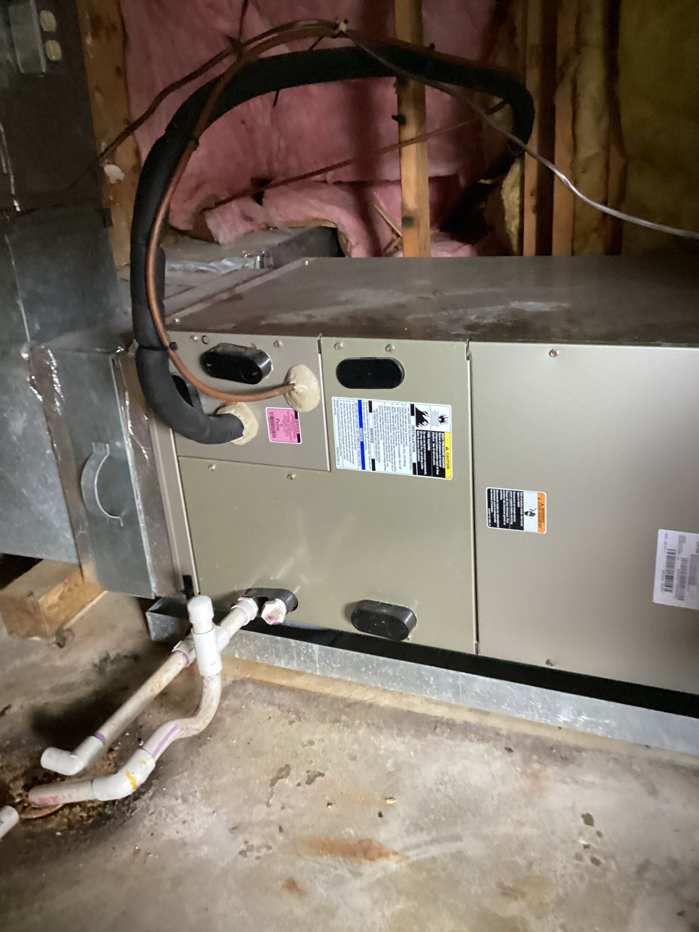 Vienna, VA - Carrier Heat Pump, Summer A/C Maintenance, Cooling System Check, A/C Inspection 