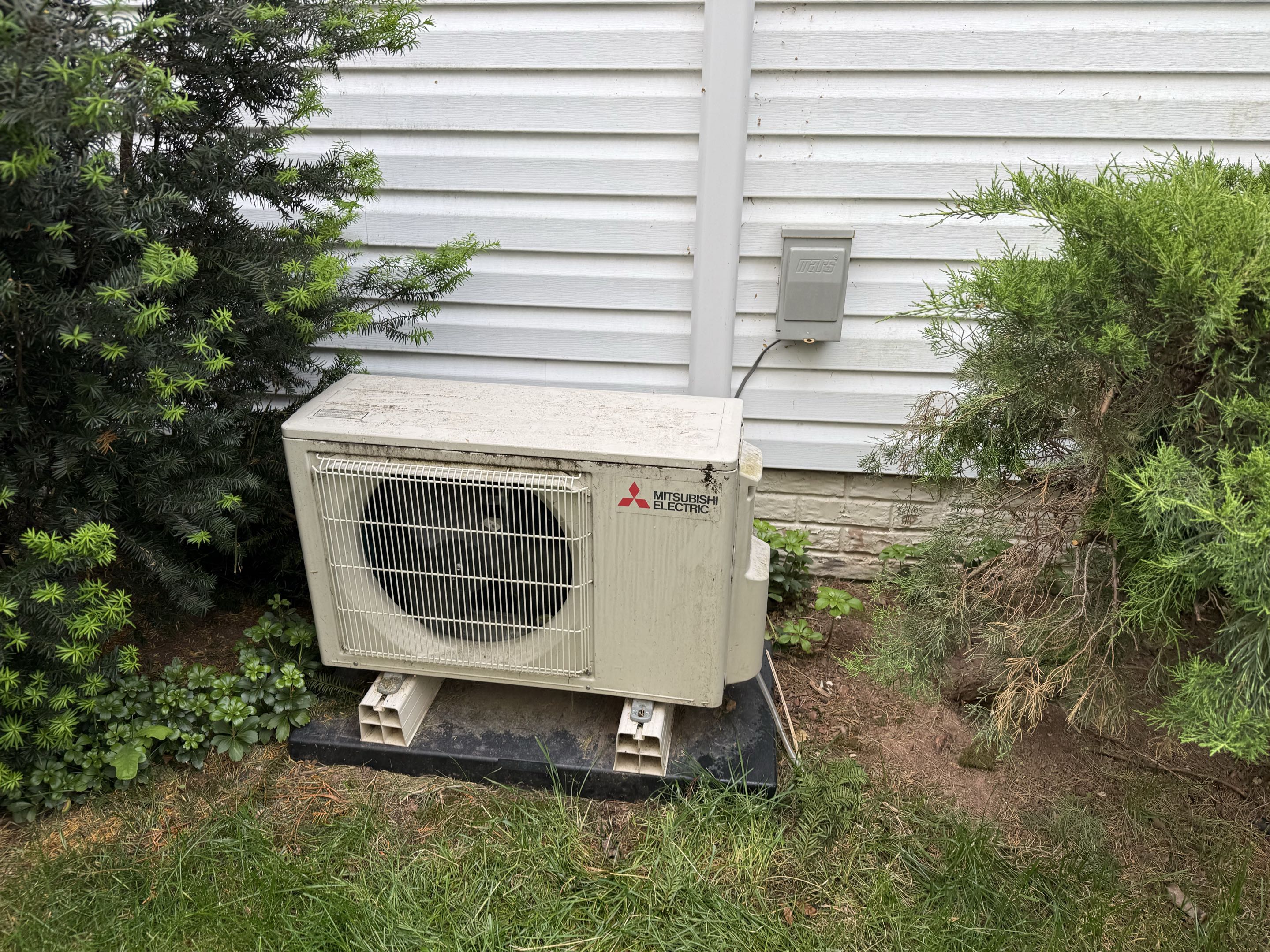 Ashburn, VA - Air Conditioning Not Cooling, Fix My Air Conditioning System, Mini-Split Not Turning On, Repair My Mini-Split System, Mitsubishi, Mitsubishi Ductless Mini-Split, Repair My Mini-Split System, Fix My Mini-Split System, Fix My Cooling System, HVAC, HVAC Repair, Fix My HVAC System. 