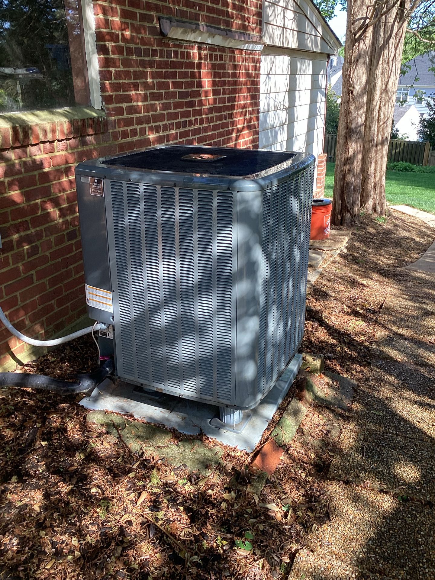 Fairfax, VA - Amana A/C, Club Membership, Maintenance Agreement, Summer Cooling Check, A/C inspection, A/C Maintenance 