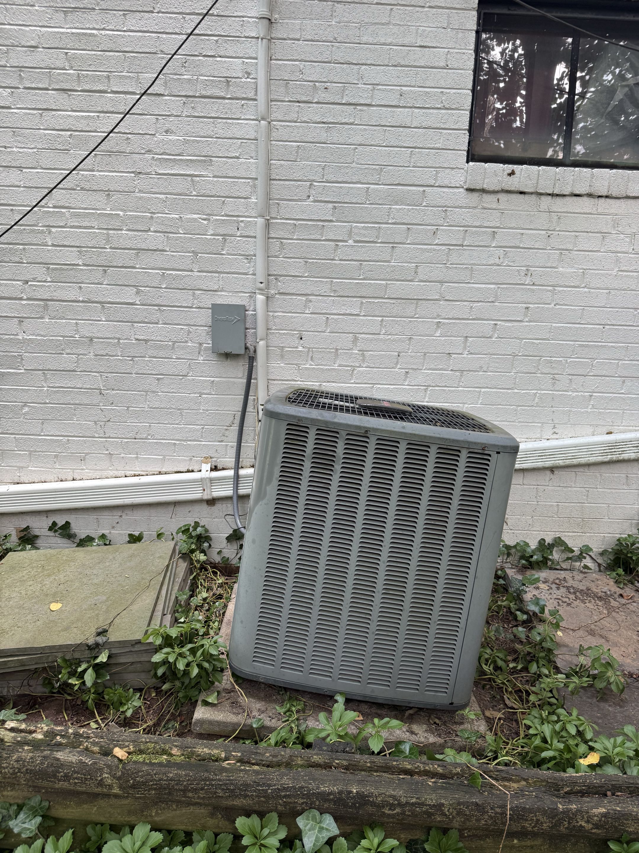 Arlington, VA - Air Conditioning Not Coming On, Repair My Air Conditioning, Fix My Air Conditioning. Air Conditioner Broken, A/C Needs Repair, A/C Repair, Fix My A/C, Cooling Not Operating, Fix My Cooling, Repair My Cooling, Amana, Amana Air Conditioner, HVAC, Fix My HVAC, Repair My HVAC, 