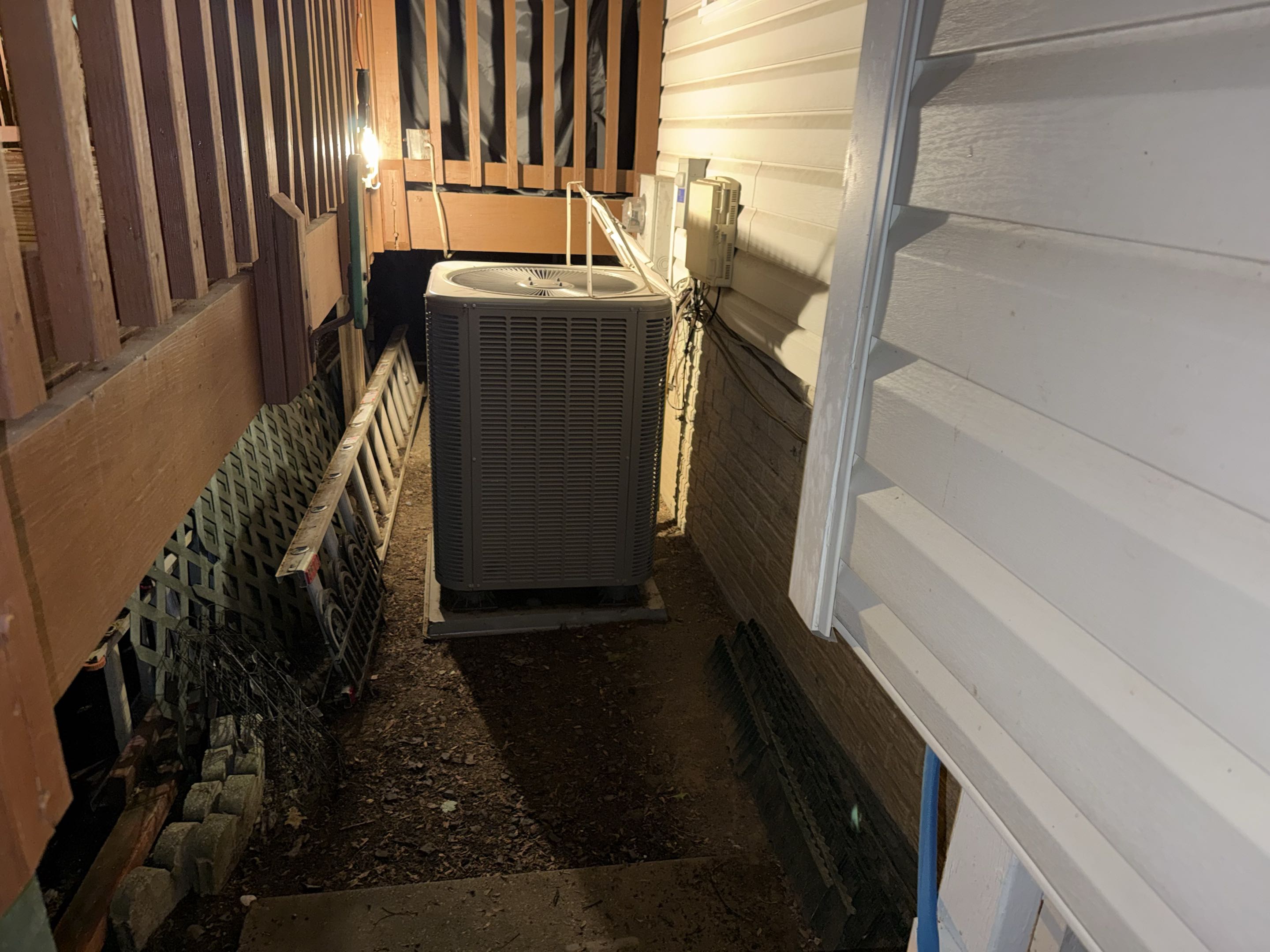 Chantilly, VA - Heat Pump Not cooling, Fix My Heat Pump, Repair My Heat Pump, Heat Pump Stopped Cooling, Lennox, Lennox Heat Pump, HVAC, HVAC Repair, Fix My HVAC System, Repair My HVAC System, Maintenance Agreement, Service Agreement, Service Contract, Service Agreement 
