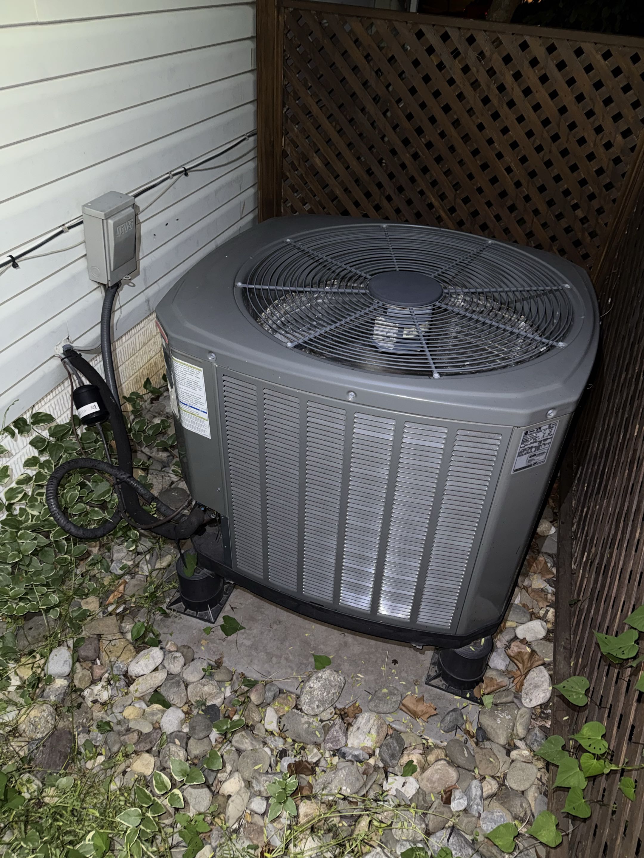 Sterling, VA - Heat Pump Not Cooling, Heat Pump Not Coming On, Fix My Heat Pump, Repair My Heat Pump, Fix My A/C, Fix My Air Conditioner, Heat Pump, Air Conditioner, Air Conditioning, Trane, Trane Heat Pump, HVAC, HVAC Repair, Fix My HVAC, Repair My HVAC, Maintenance Contract, Service Contract, Service Agreement, Maintenance Agreement 